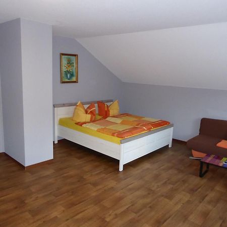 Hotel Gruenes Paradies- Garni Hochwaldhausen Buitenkant foto