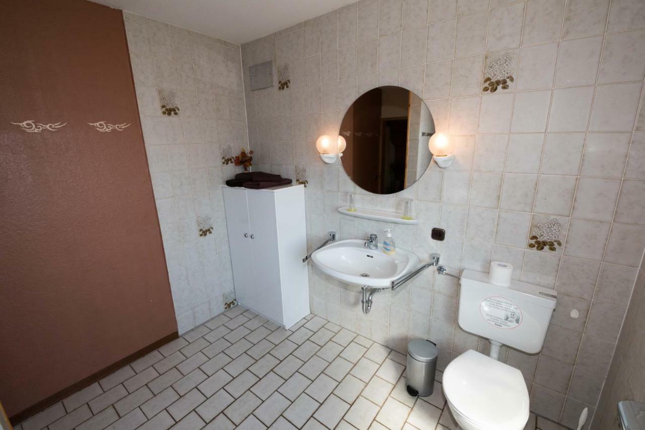 Hotel Gruenes Paradies- Garni Hochwaldhausen Buitenkant foto
